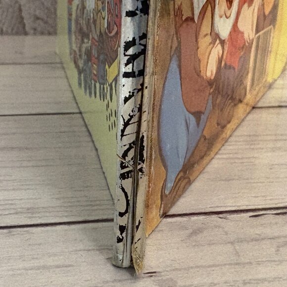 5 for $15📕Walt Disneys Snow White and the Seven Dwarfs Golden Book (SKU: 236MI) - Picture 7 of 7